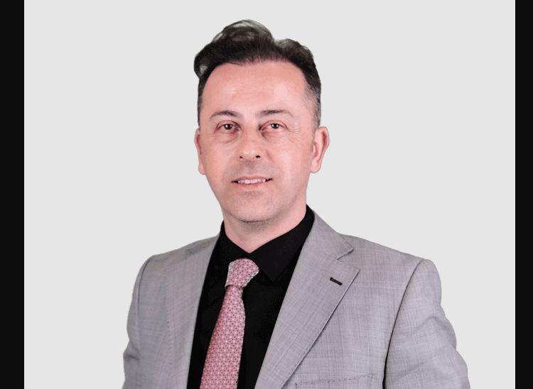 İYİ Parti Serdivan Belediye Başkan Adayı Serbülent Gökhan Beyaz