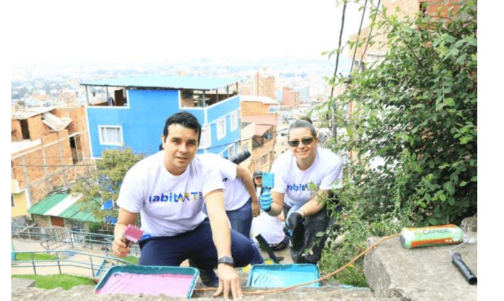 Bogotá, Kolombiya Şehri Renklendirmede Katılımcı Yaklaşım